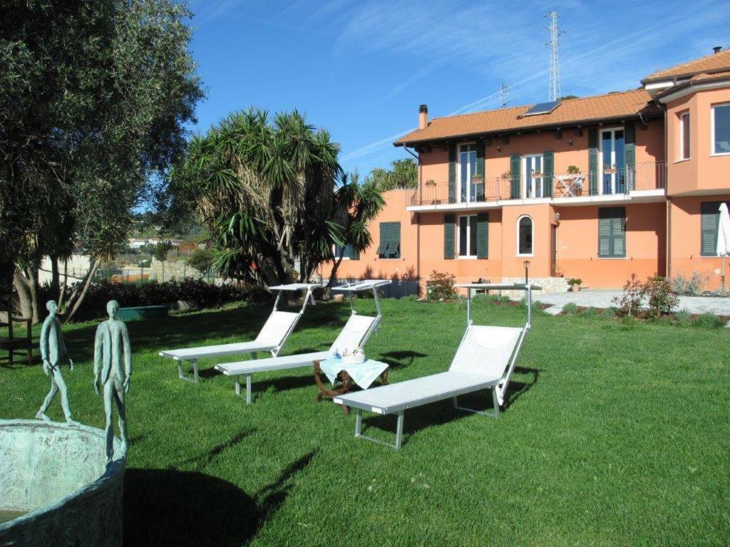 Agriturismo La Tuffatrice Империя Экстерьер фото